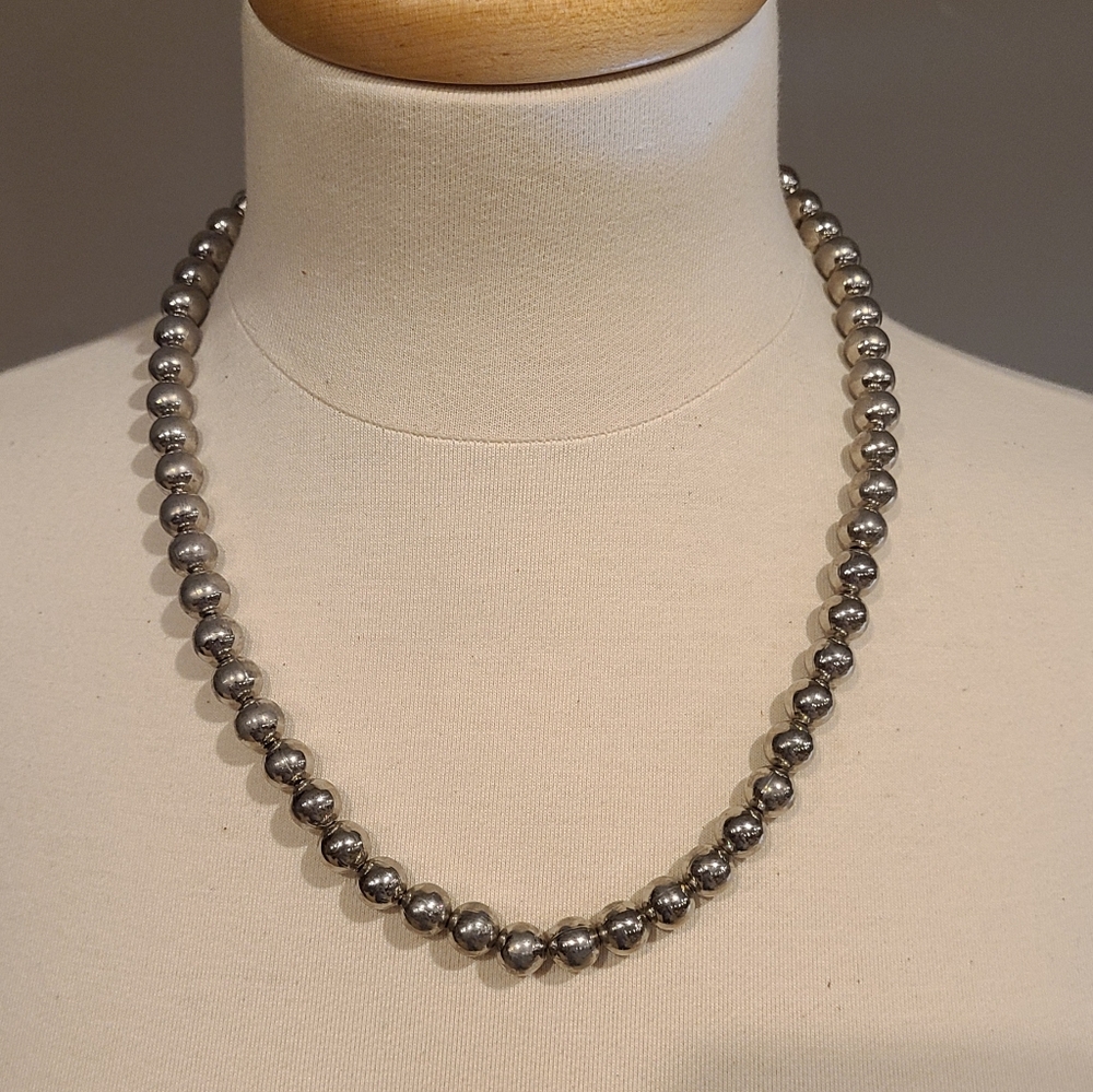 Trendy Vintage Karla Jordan Metal Beaded Necklace